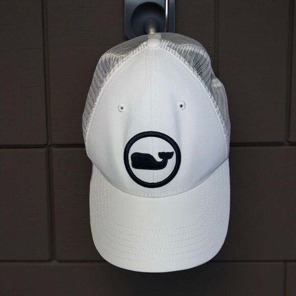 Vineyard Vines White Navy Whale Classic Logo SnapBack Trucker Hat - Picture 1 of 7